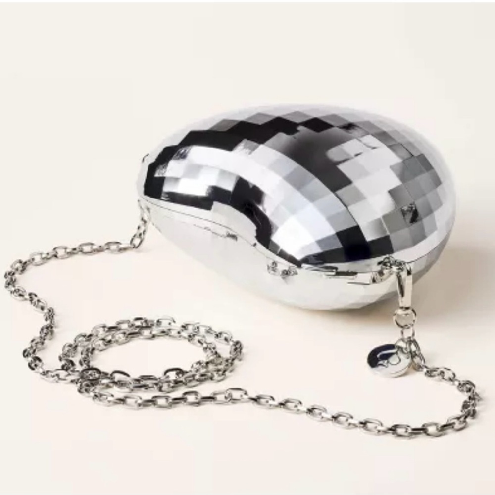 NWT Kate Spade x Target Silver Reflective Disco Heart Shaped Crossbody Bag Purse - Picture 4 of 6
